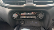 Nissan Juke 1.0 DiG-T N-Connecta 5dr DCT Petrol Hatchback